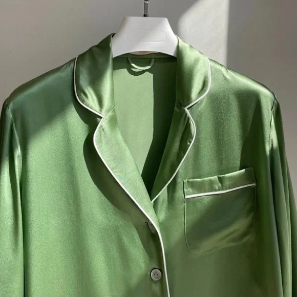 Olivia von Halle 100% silk pajamas set - Picture 5 of 15